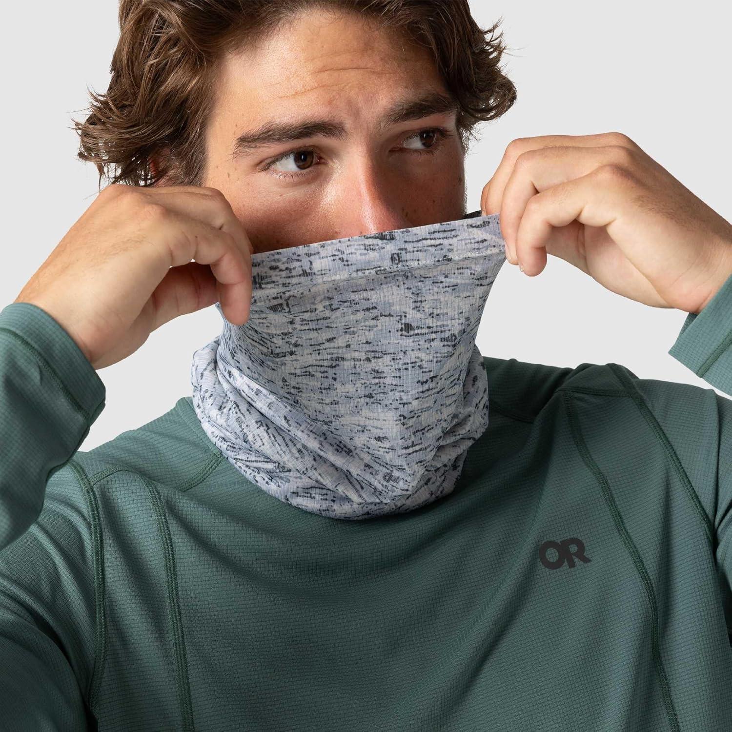 imageOutdoor Research Unisex Echo Printed UbertubeOyster Traverse Print